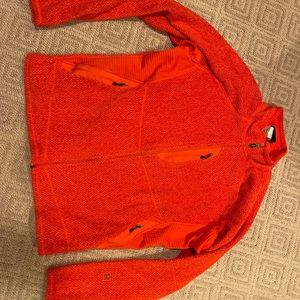 M’s R-1 fleece jacket